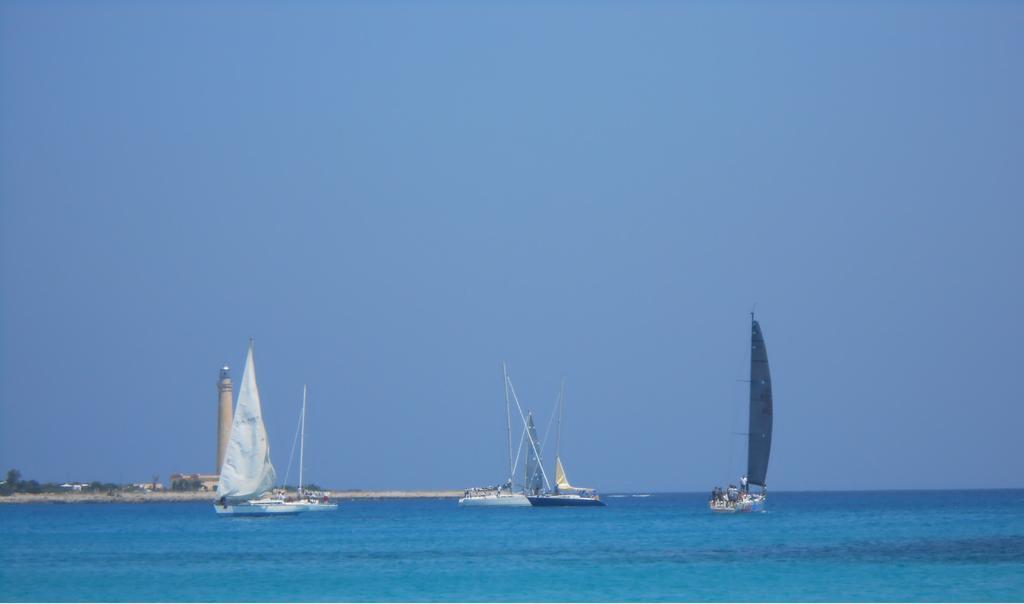Happy Camp Mobile Homes In El-Bahira Camping Village San Vito Lo Capo Buitenkant foto