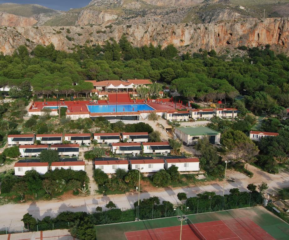 Happy Camp Mobile Homes In El-Bahira Camping Village San Vito Lo Capo Buitenkant foto